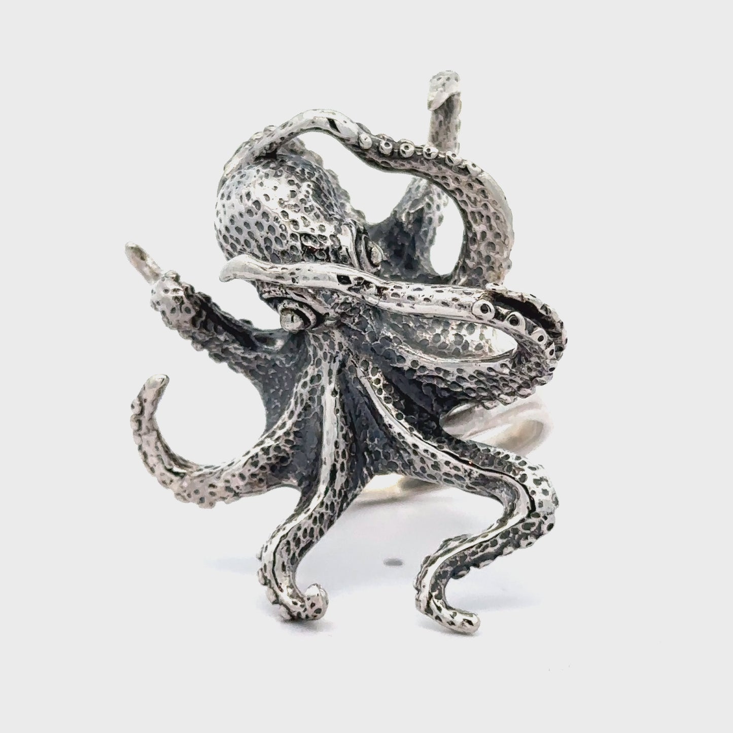 
                  
                    Load and play video in Gallery viewer, Colossal Octopus Ring
                  
                