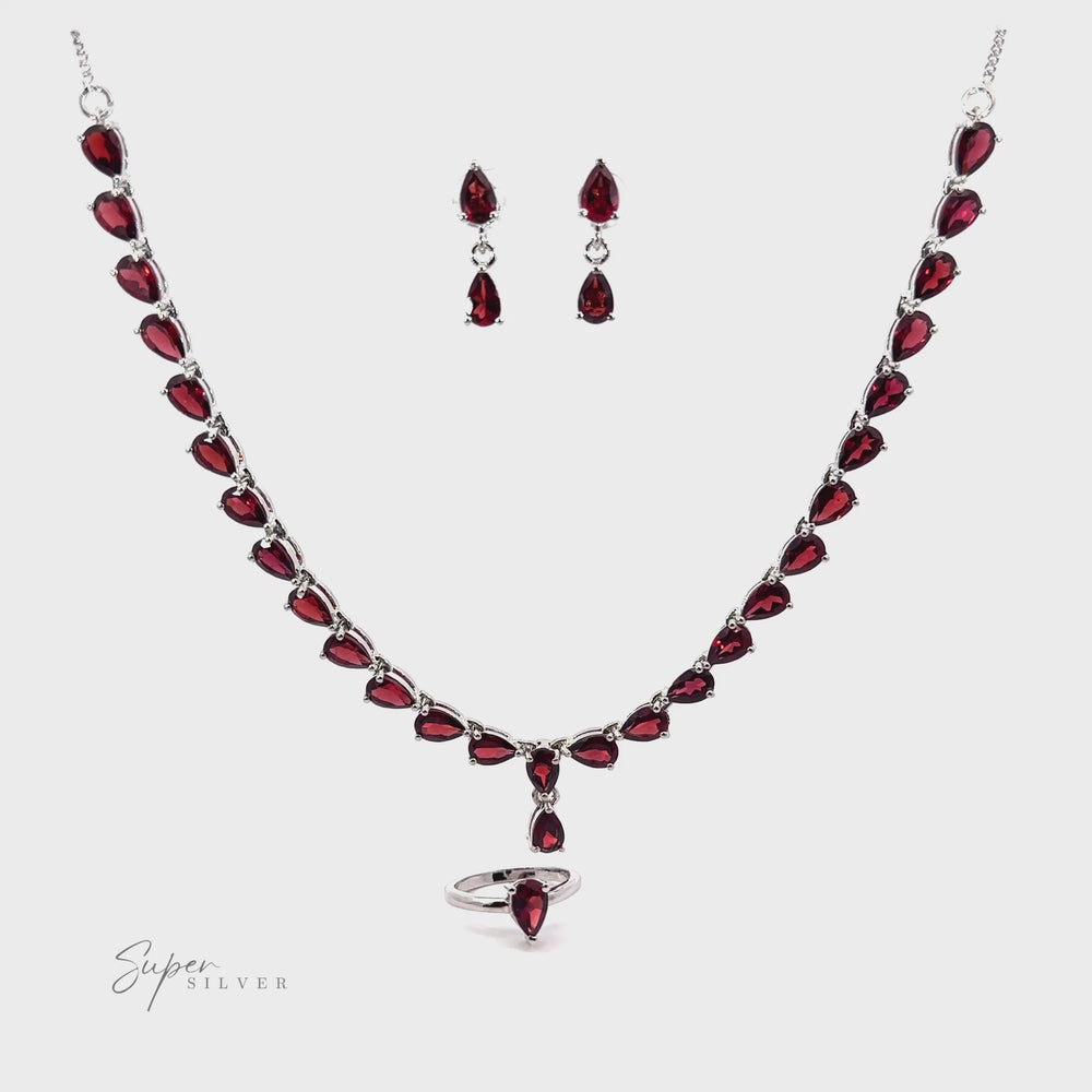 
                  
                    Load and play video in Gallery viewer, Elegant Faceted Gemstone Jewelry Set
                  
                