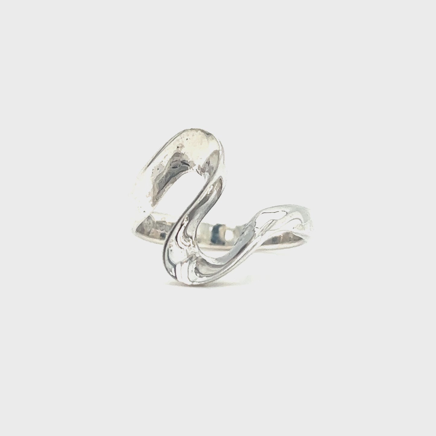 
                  
                    Load and play video in Gallery viewer, Silver Freeform Swirl Ring
                  
                