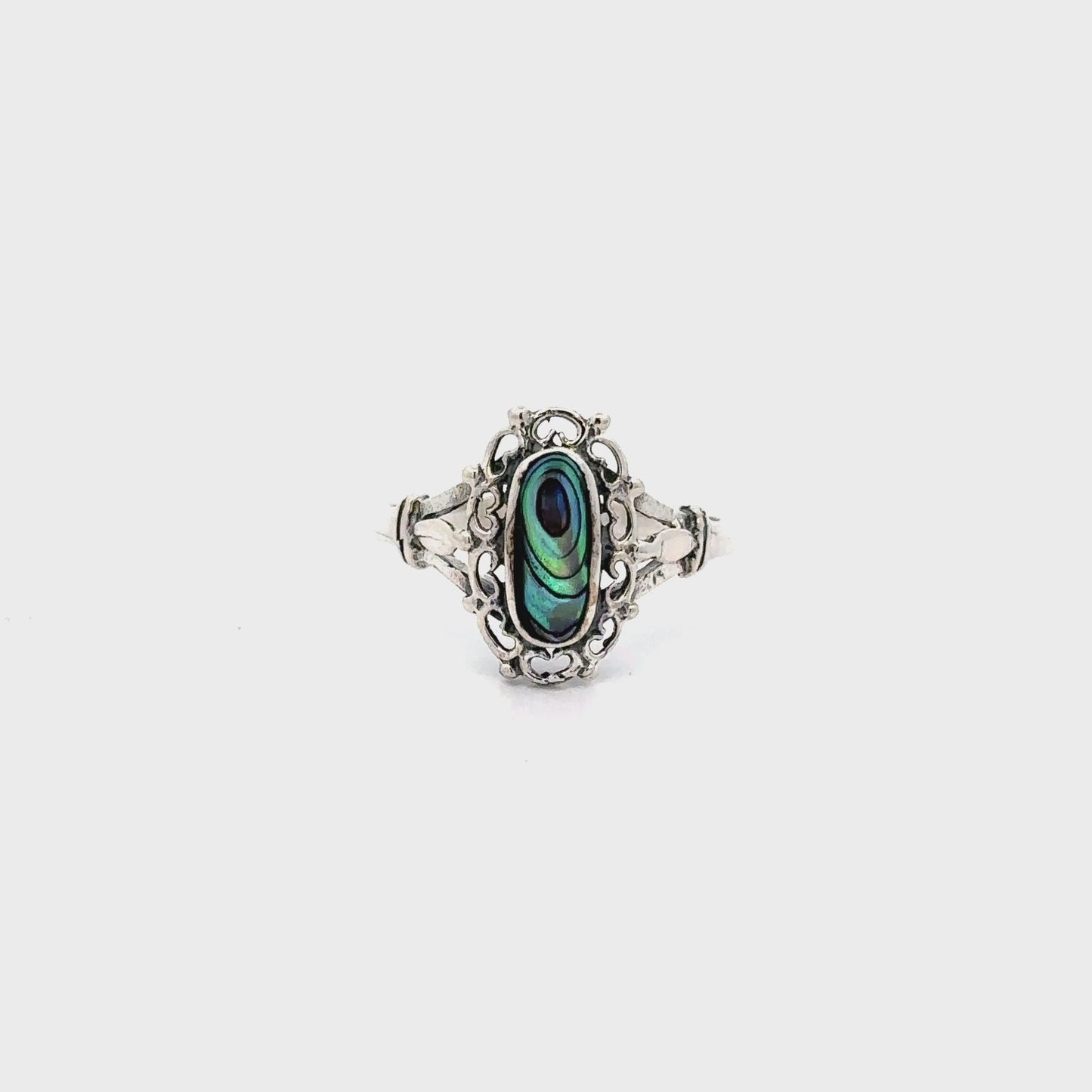 
                  
                    Load and play video in Gallery viewer, Inlaid Oval Ring with Filigree Heart Border
                  
                
