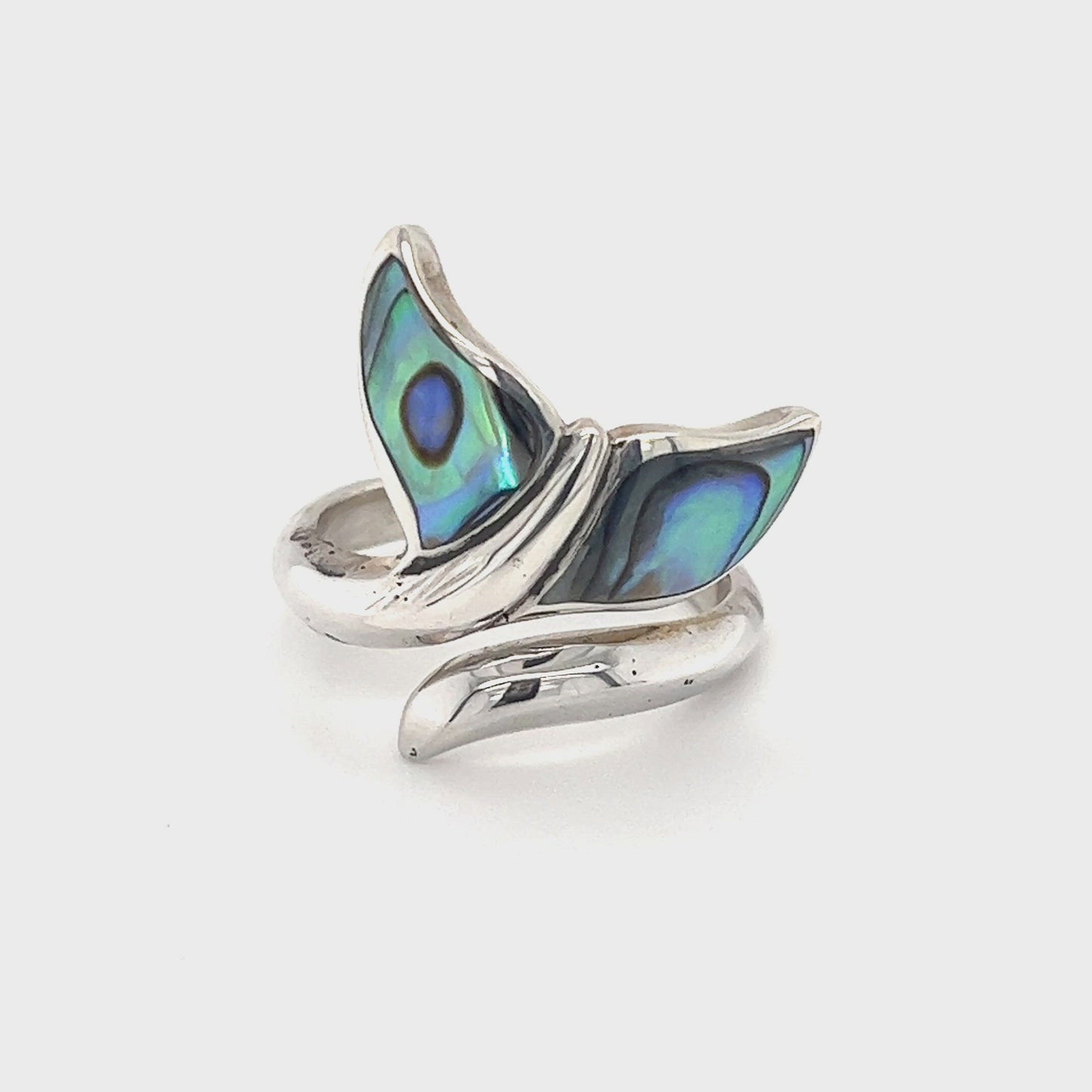 
                  
                    Load and play video in Gallery viewer, Refreshing Adjustable Abalone Whale Tail Ring
                  
                
