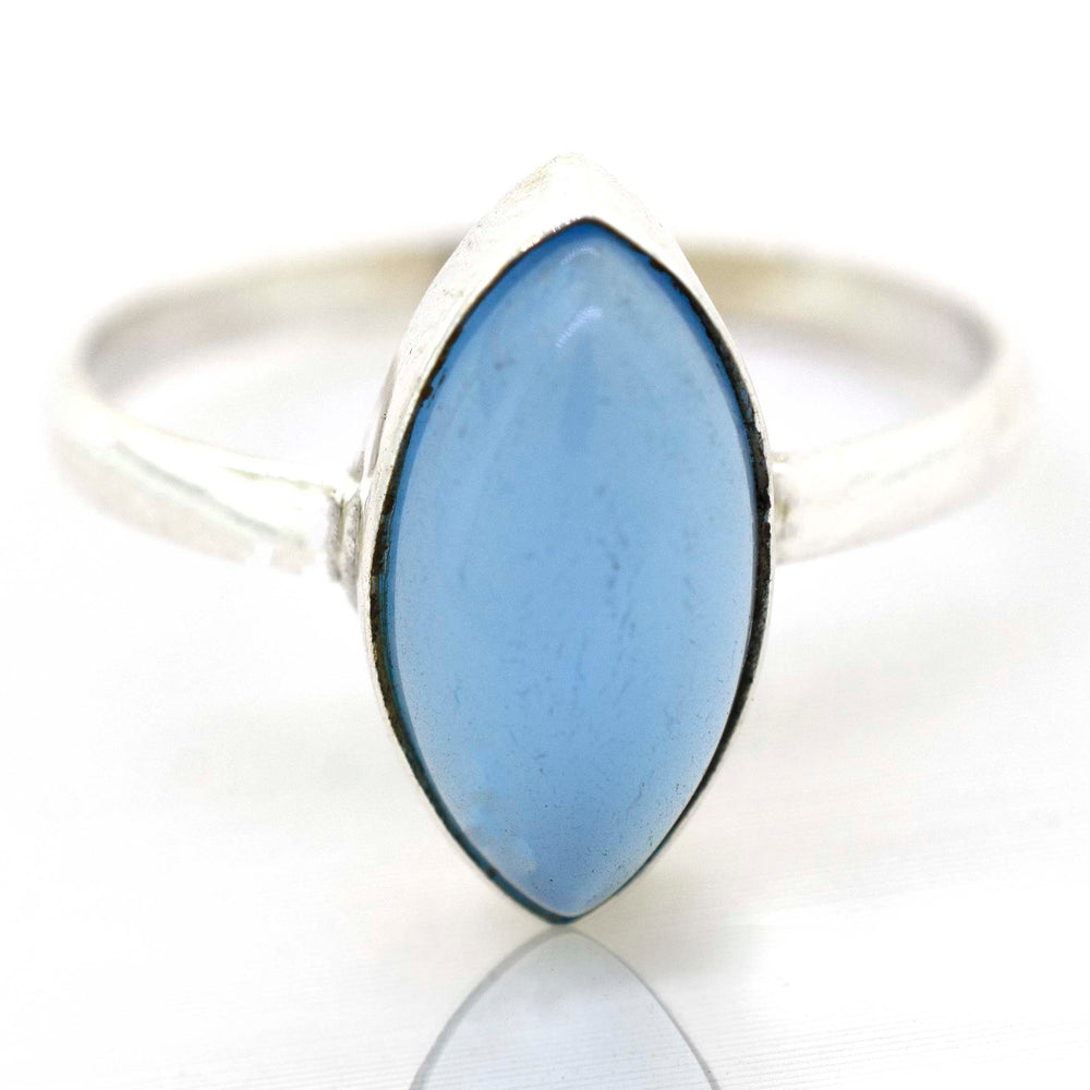 
                  
                    A Simple Marquise Shaped Gemstone Ring with Super Silver.
                  
                