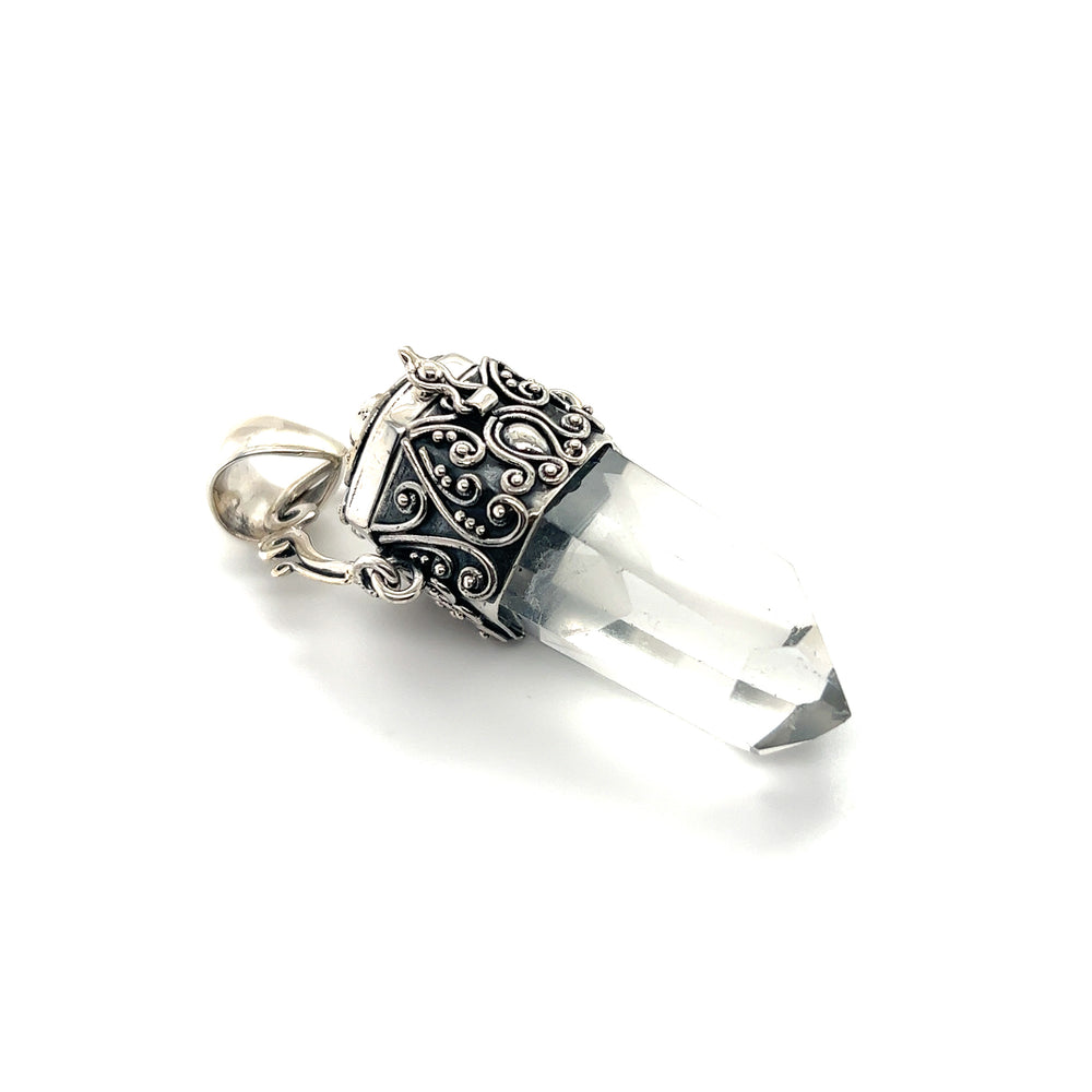 
                  
                    A stunning Super Silver pendant boasting a mesmerizing Phantom Crystal Poison stone, making it the perfect statement piece for any jewelry line.
                  
                