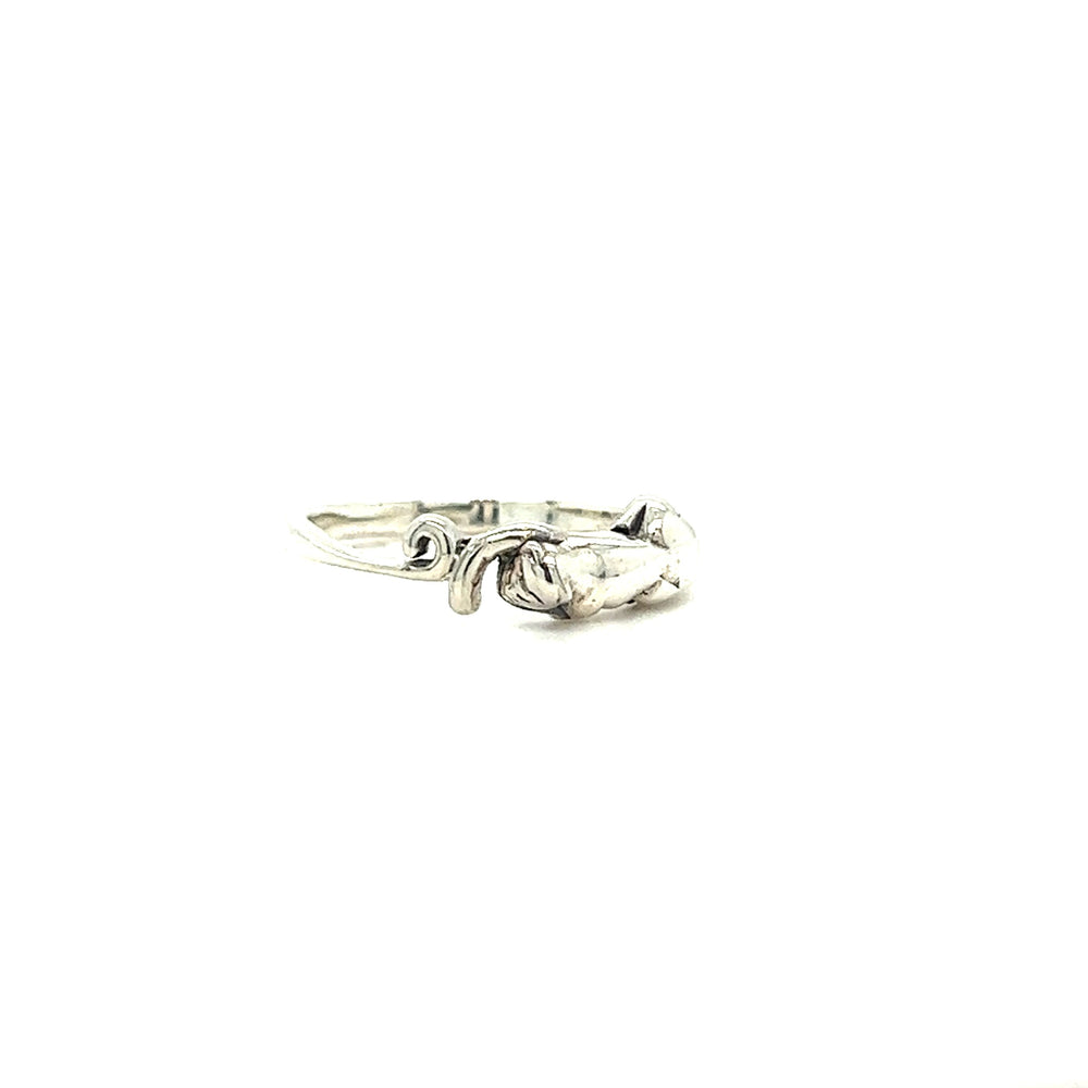 
                  
                    A cute Delicate Wrapped Cat Ring with a flower.
                  
                