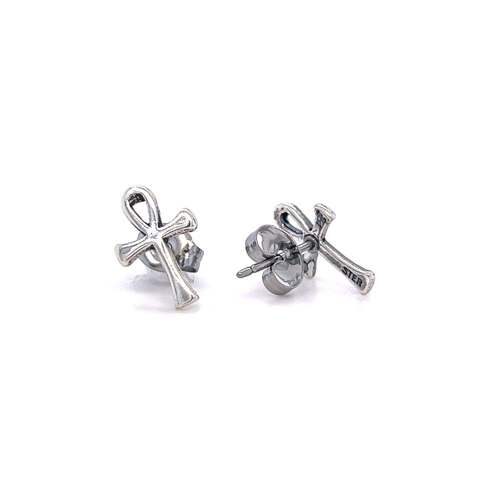 
                  
                    Simple Ankh studs, representing eternal life, with an occult design from Super Silver.
                  
                