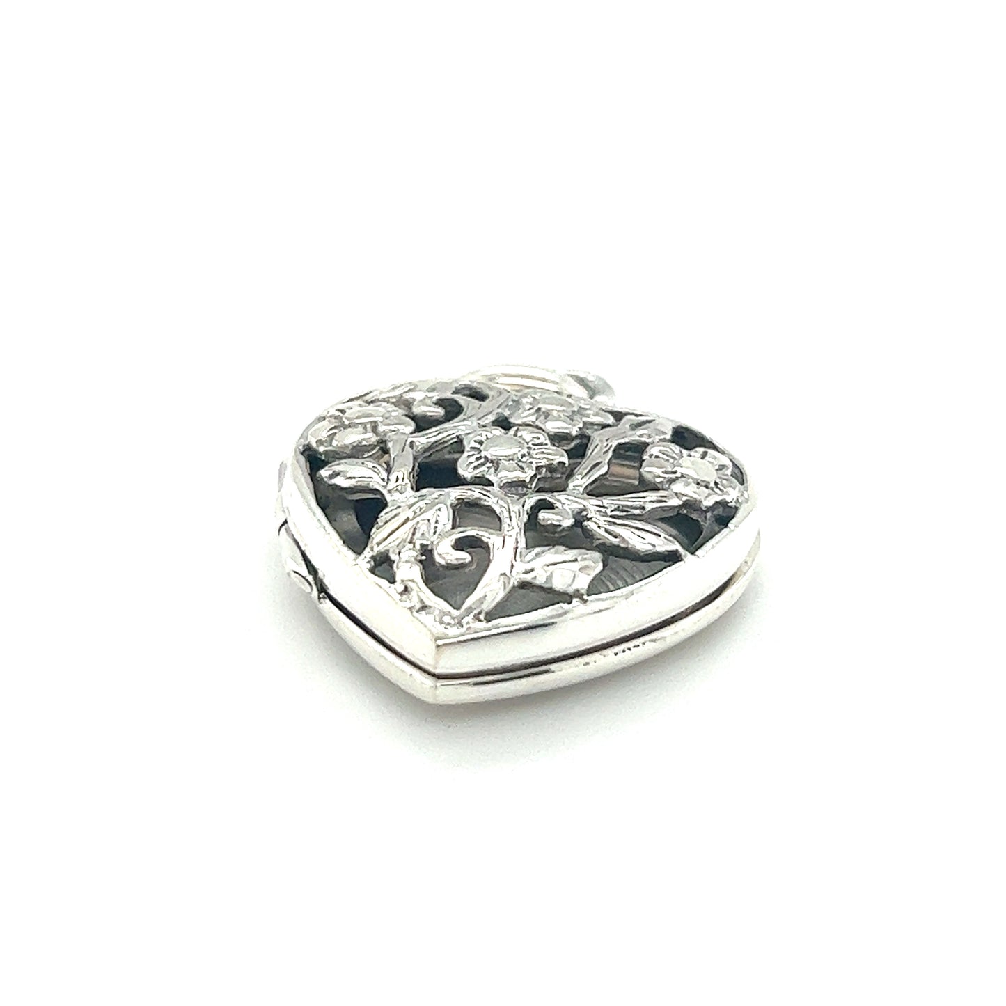 
                  
                    A vintage style Super Silver heart-shaped Floral Open Heart Locket, perfect for a sentimental gift.
                  
                