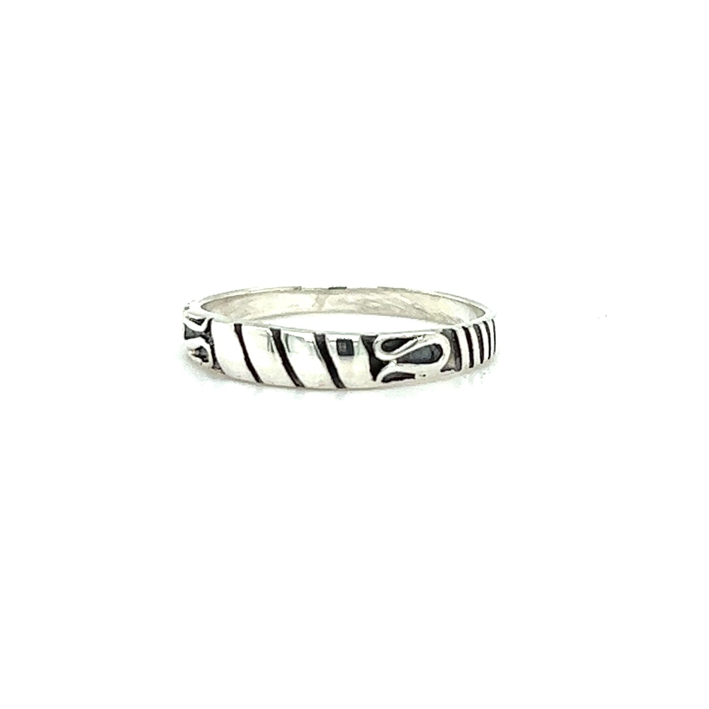 
                  
                    Description: A Super Silver Bali Style Silver Band ring with black and white stripes, featuring a Bali Style Band for a bohemian touch.
                  
                