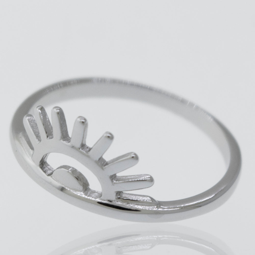A high polish Super Silver 925 sterling silver Sun Ring with a sun-shaped design.