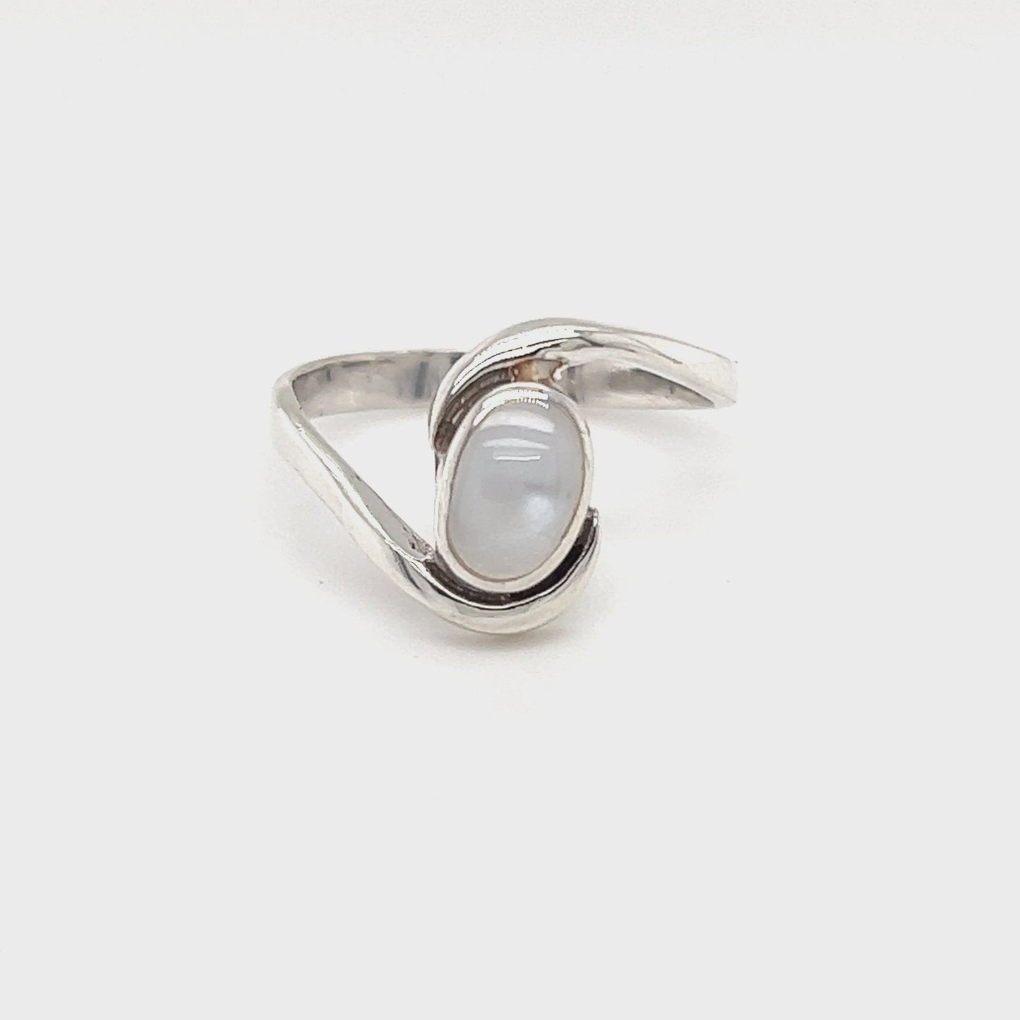 
                  
                    Load and play video in Gallery viewer, Simple Freeform Ring with Oval Inlaid Stones
                  
                