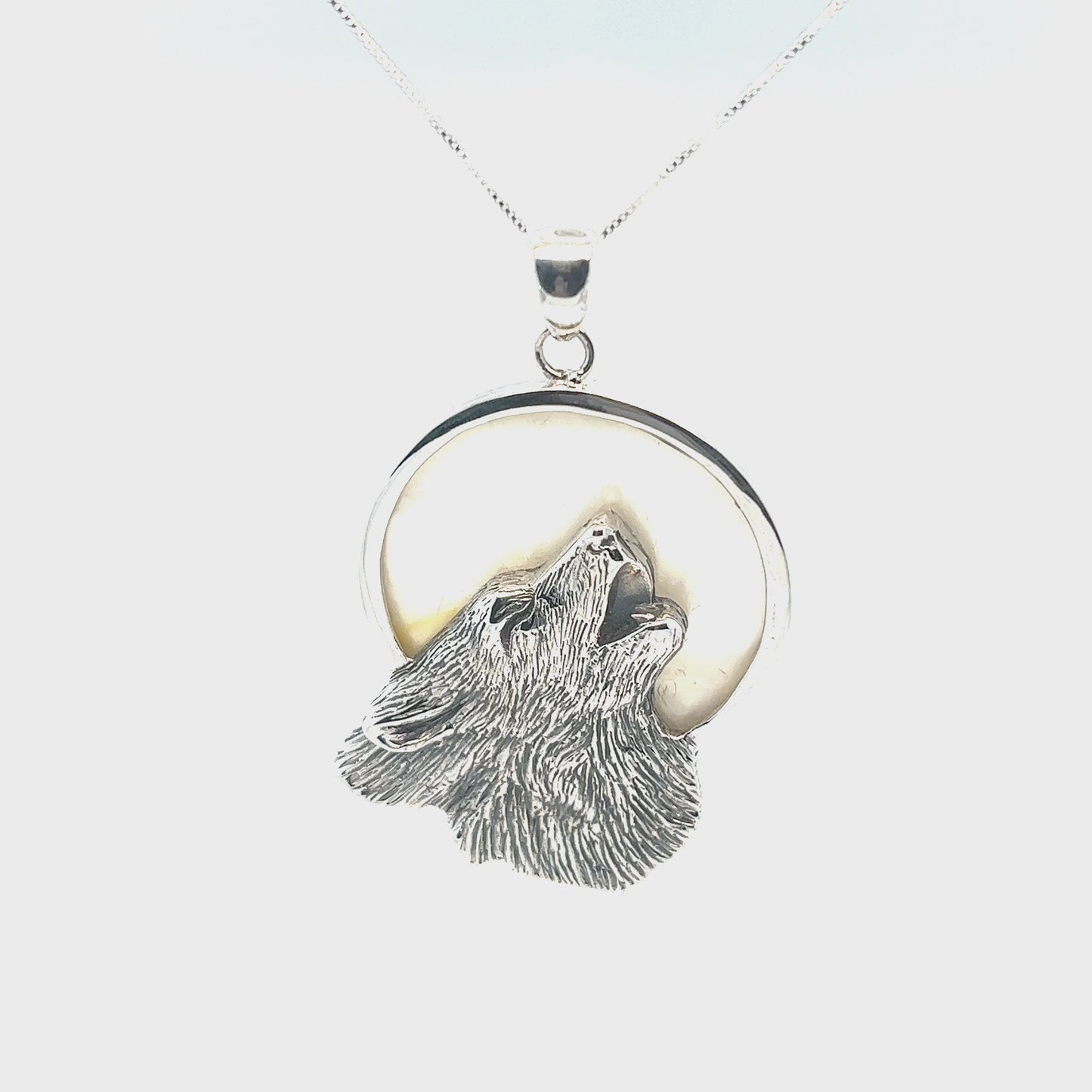 
                  
                    Load and play video in Gallery viewer, Wolf Howling At The Full Moon Pendant
                  
                