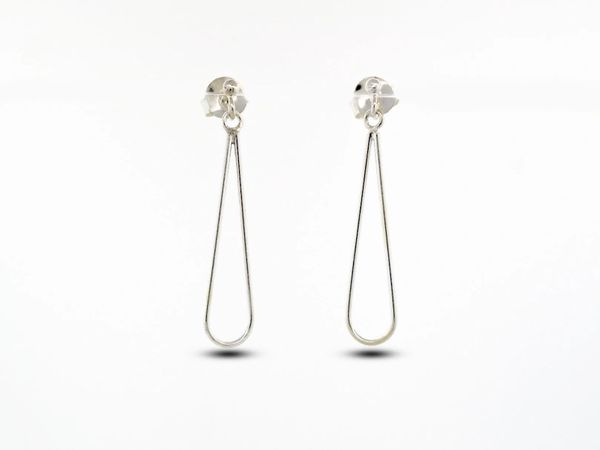These Super Silver Elongated Open Teardrop Earrings are an everyday essential.