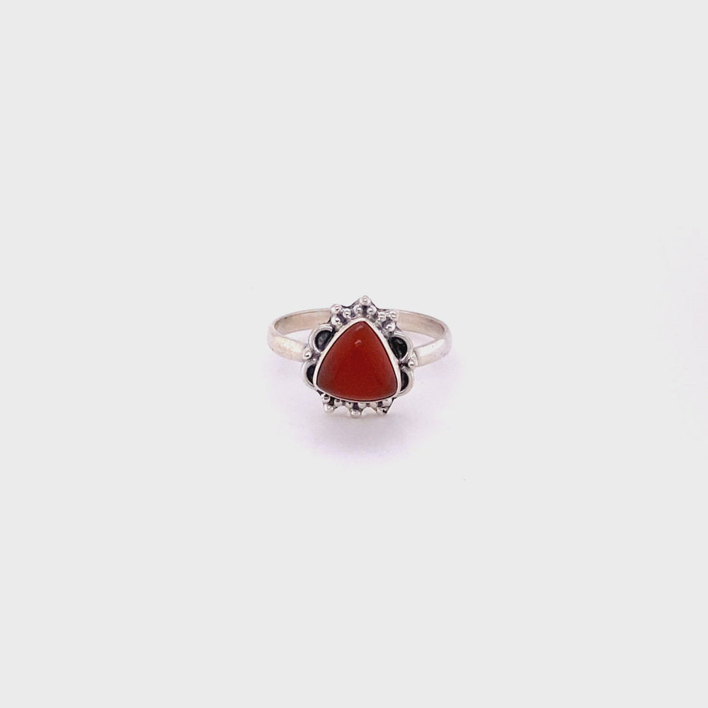 
                  
                    Load and play video in Gallery viewer, Triangular Gemstone Ring with Frills
                  
                
