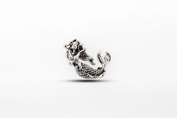 
                  
                    A Super Silver Relaxing Mermaid Charm with Fixed Bail on a white background, perfect for nautical lovers and ocean nymph charm enthusiasts.
                  
                
