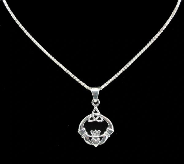 Super Silver's Stylish Claddagh pendant with Celtic design.