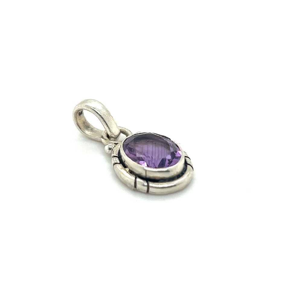 
                  
                    A versatile Oval Faceted Amethyst pendant elegantly crafted in soothing Super Silver.
                  
                