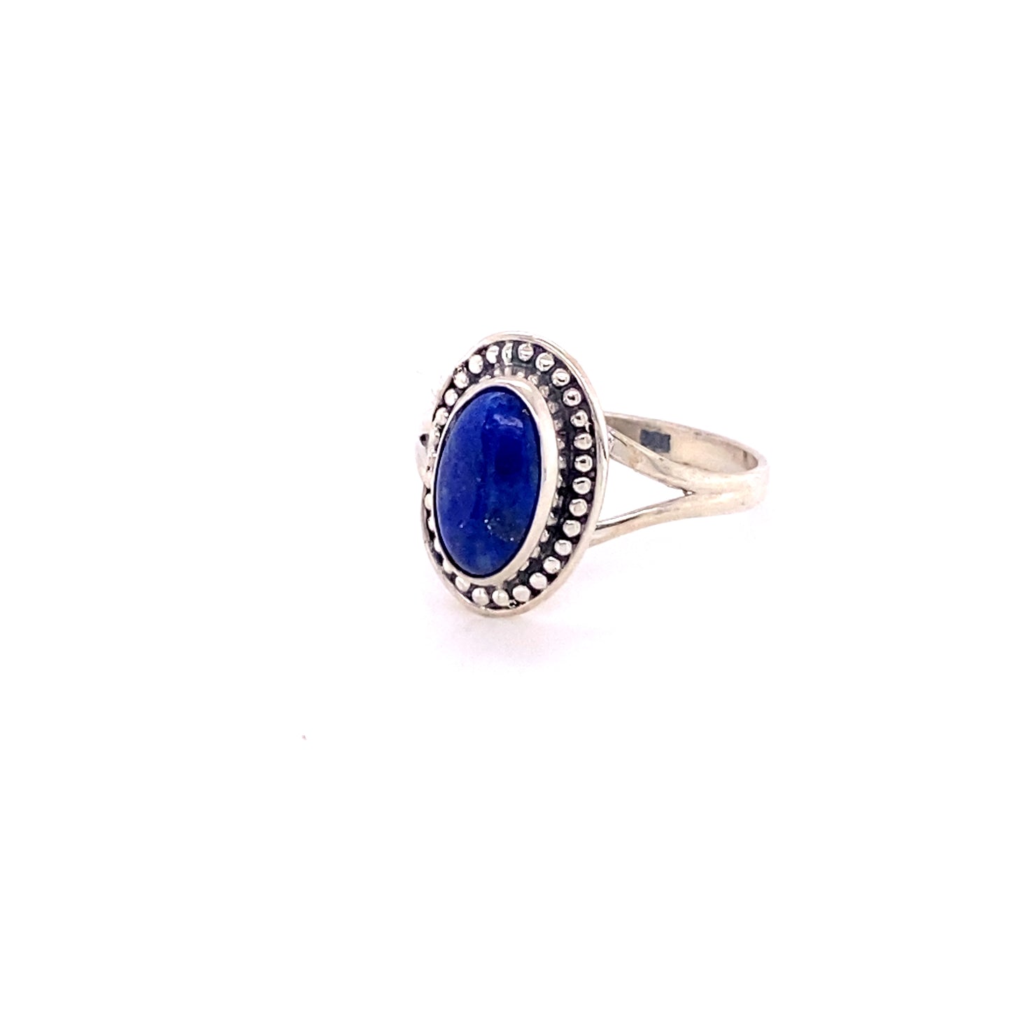 
                  
                    A Trendy Oval Ring featuring a lapis stone. Crafted with .925 Sterling Silver. Brand Name: Super Silver.
                  
                