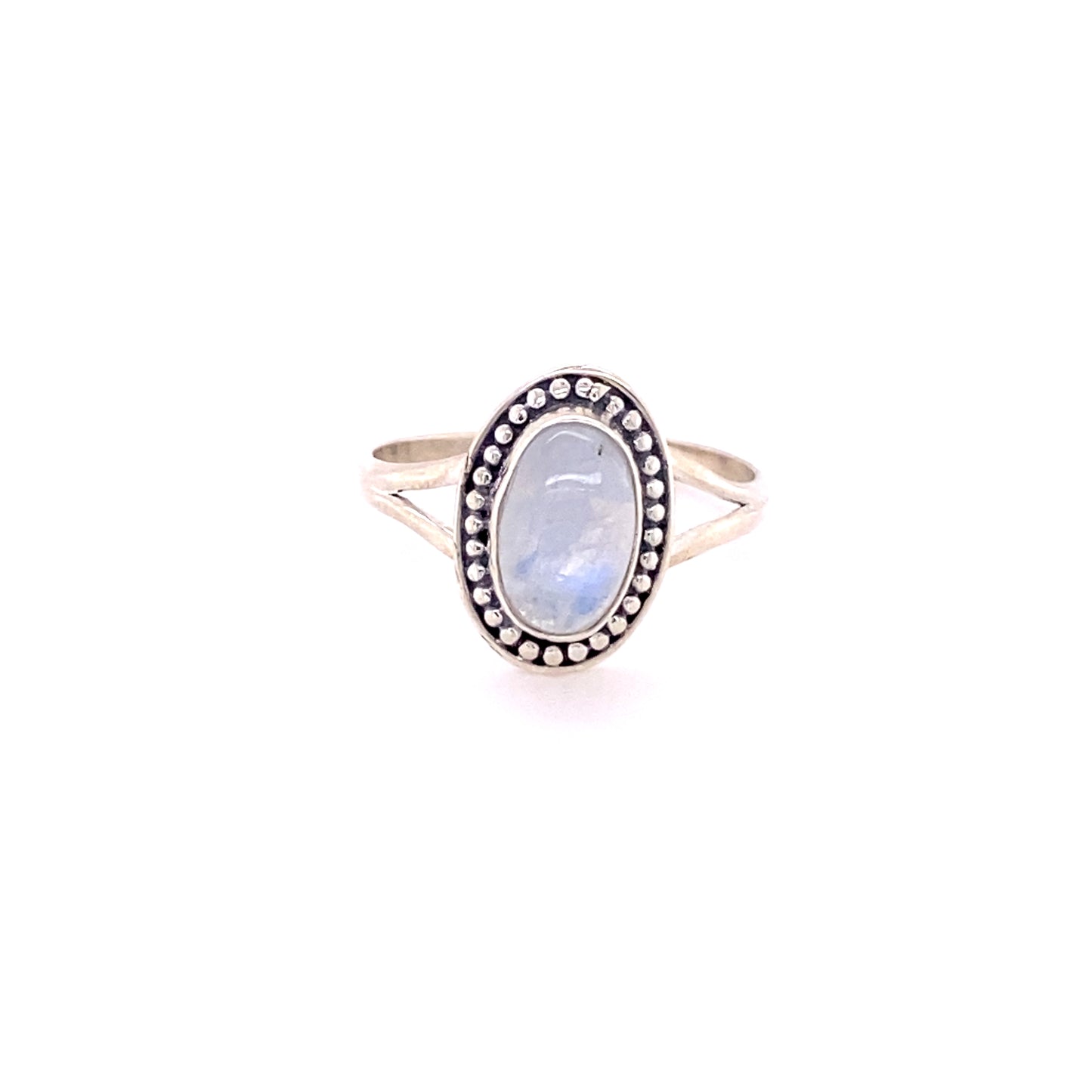
                  
                    Trendy Oval Ring in .925 Sterling Silver by Super Silver.
                  
                