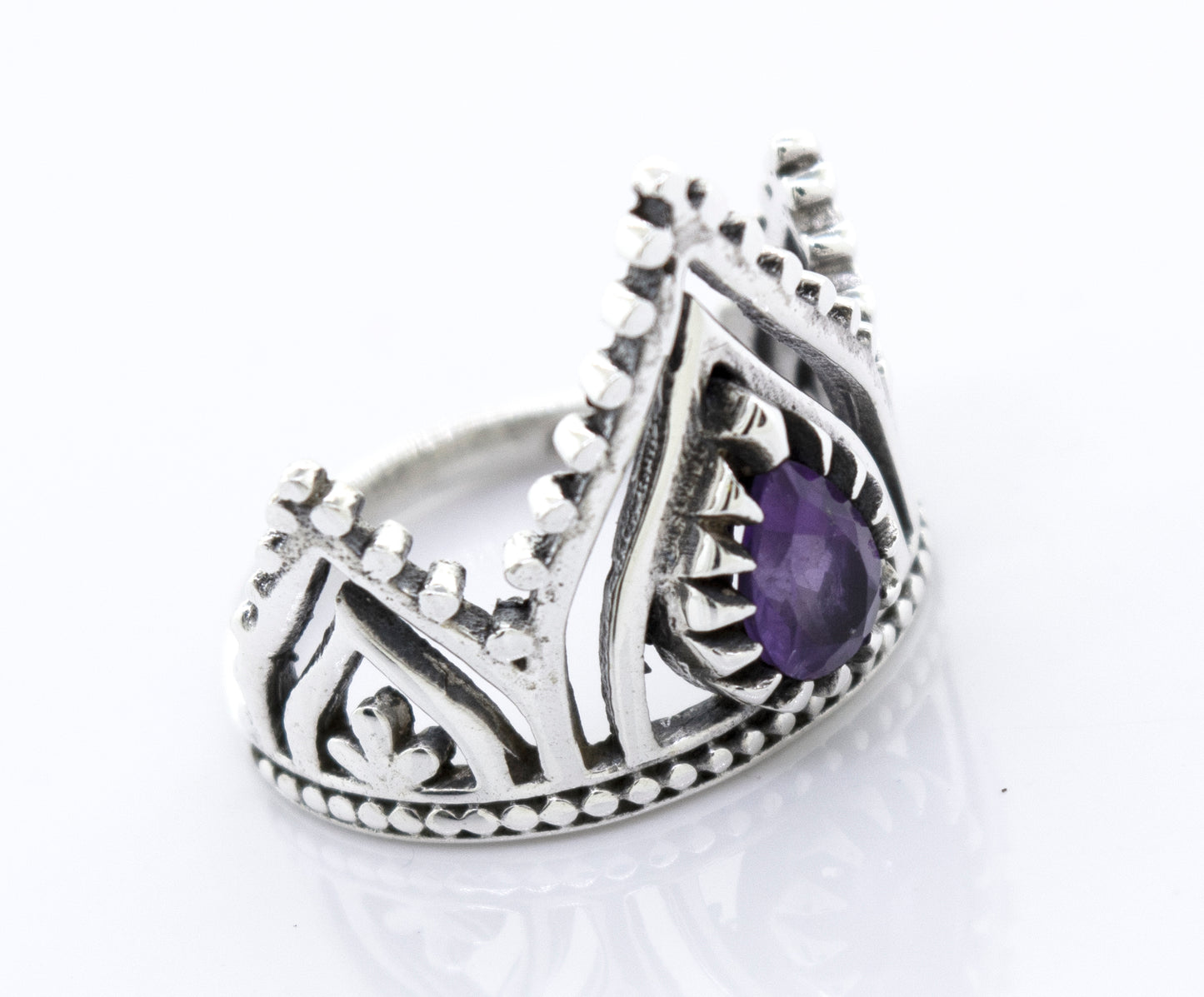 A Super Silver Silver Crown Ring With Teardrop Shape Amethyst.