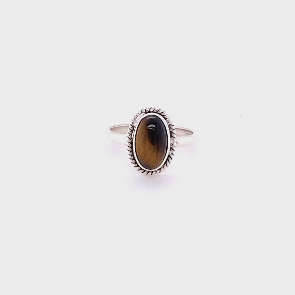 
                  
                    Load and play video in Gallery viewer, Simple Oval Gemstone Ring with Twisted Rope Boarder
                  
                