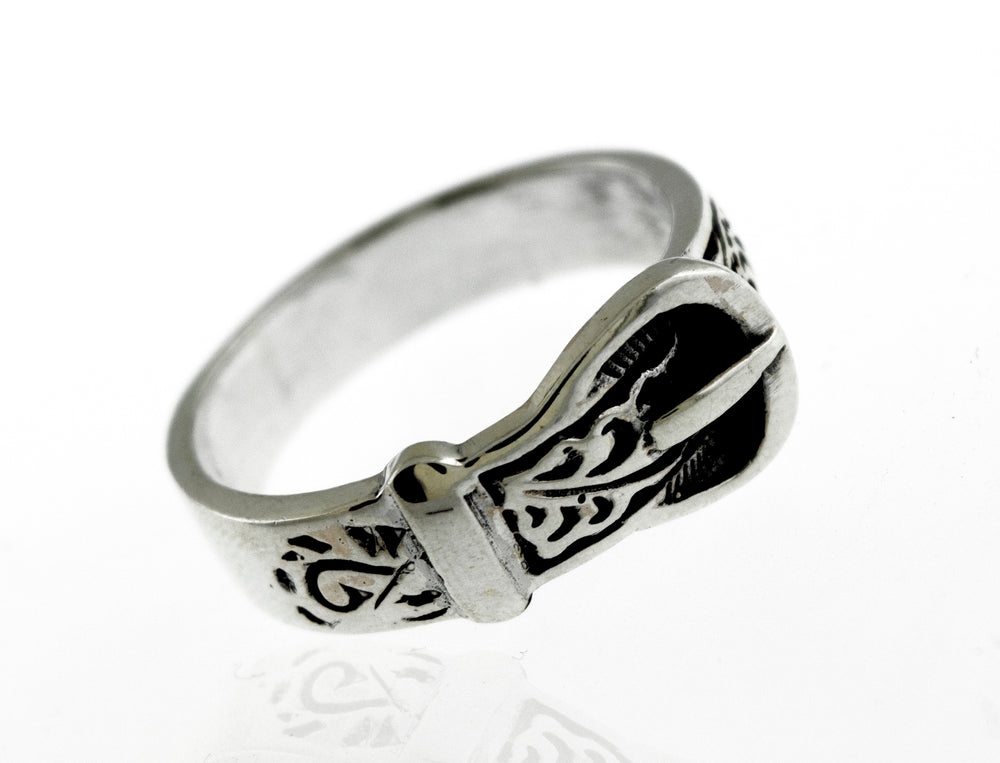 A Super Silver Silver Belt Design Ring with an ornate etching design.