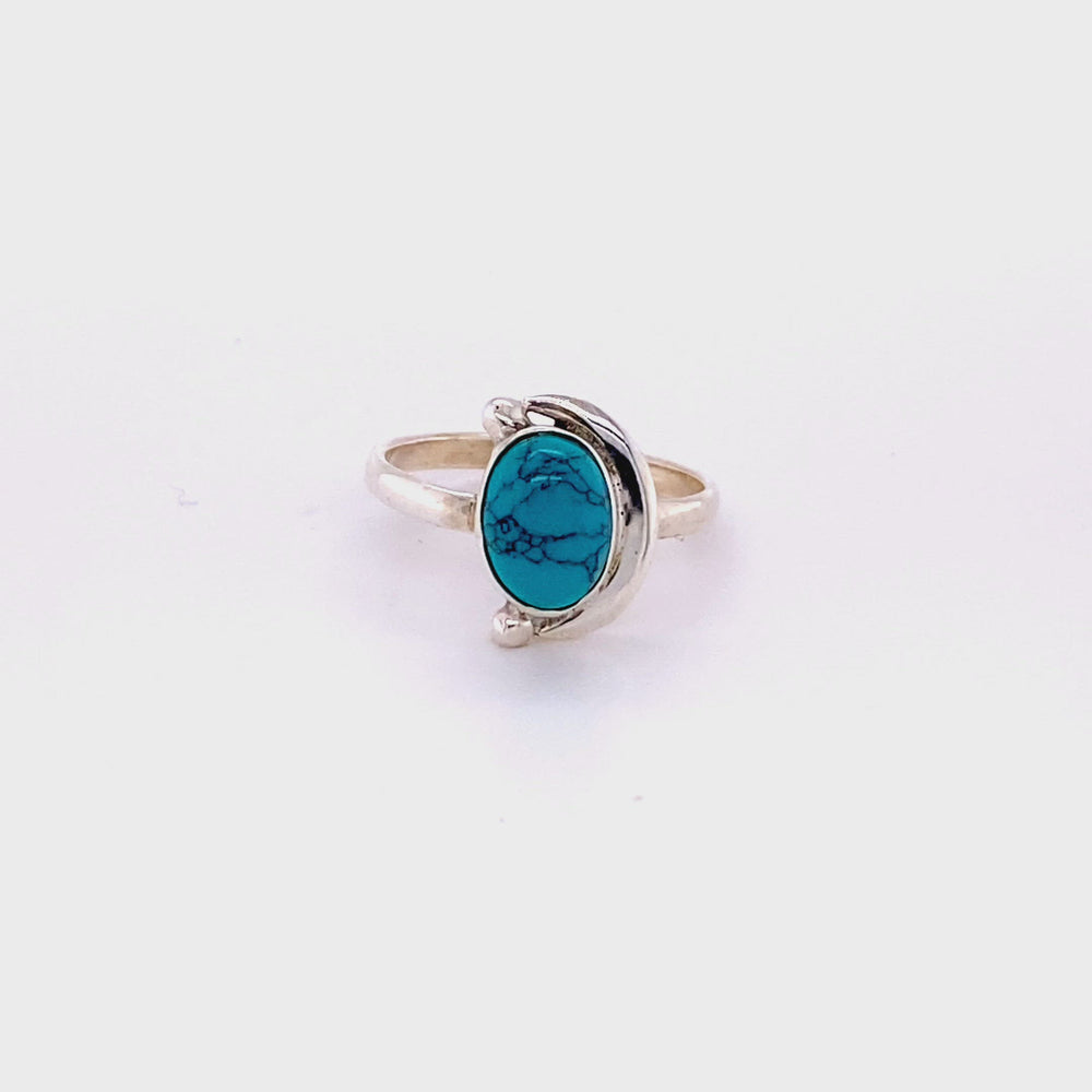 
                  
                    Load and play video in Gallery viewer, Oval Crescent Moon Ring with Natural Gemstones
                  
                