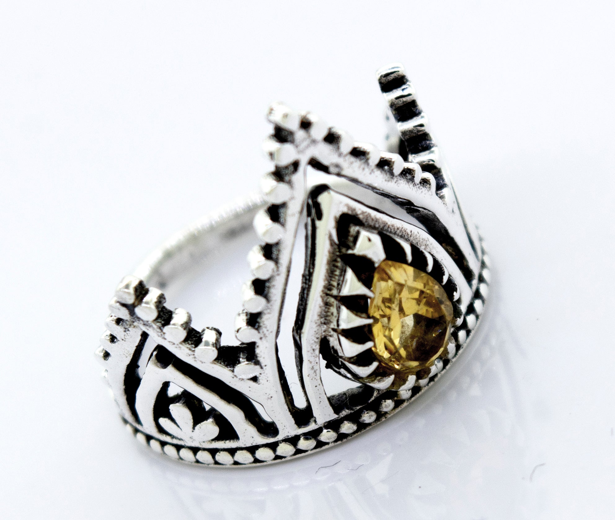 A Super Silver Silver Crown Ring With Teardrop Shape Citrine.