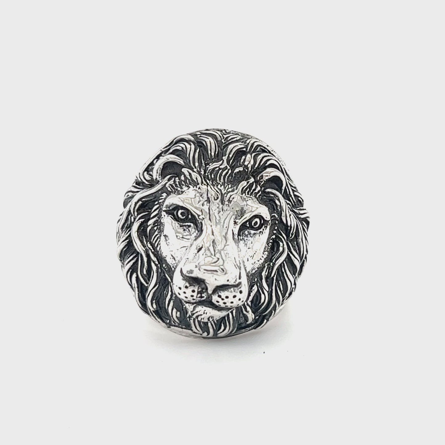 
                  
                    Load and play video in Gallery viewer, Lion Head Ring with Fleur-de-lis
                  
                