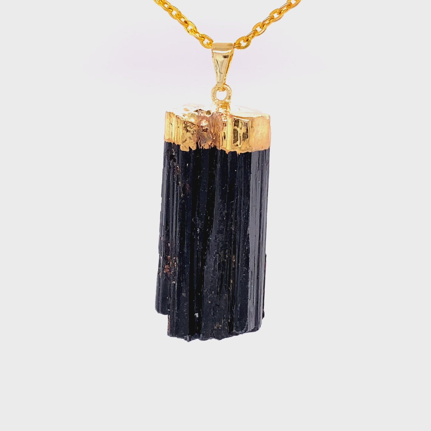 
                  
                    Load and play video in Gallery viewer, Raw Crystal Pendant With Gold Cap
                  
                