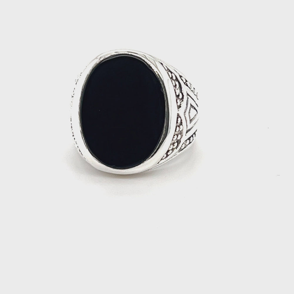
                  
                    Load and play video in Gallery viewer, Oval Onyx Signet Ring
                  
                