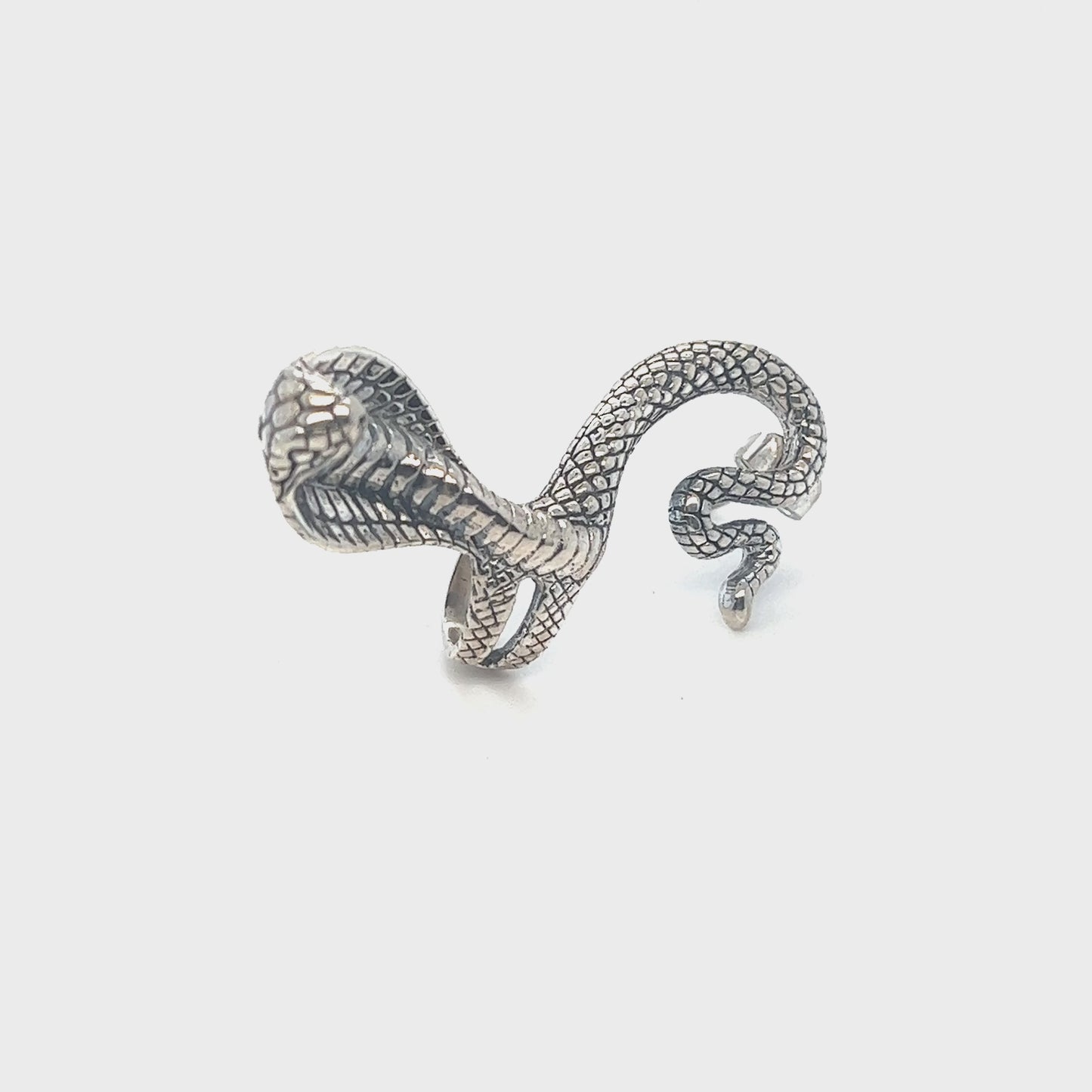 
                  
                    Load and play video in Gallery viewer, Unique Cobra Ear Cuff
                  
                