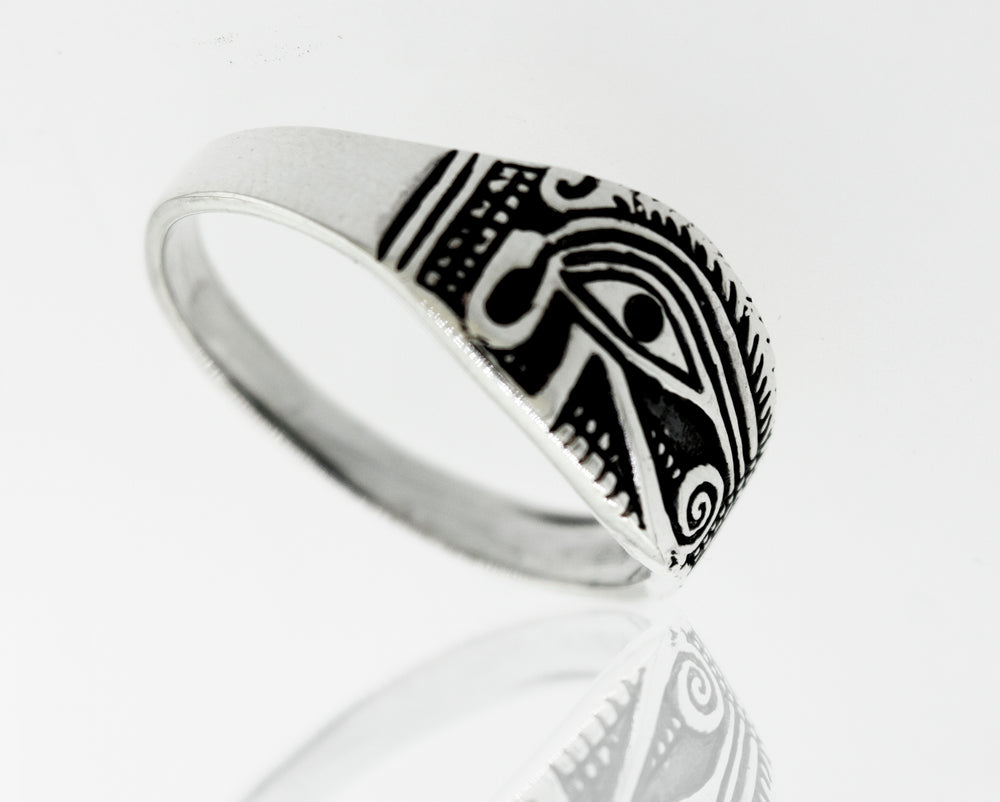 A sterling silver Eye of Horus ring with a vintage look.