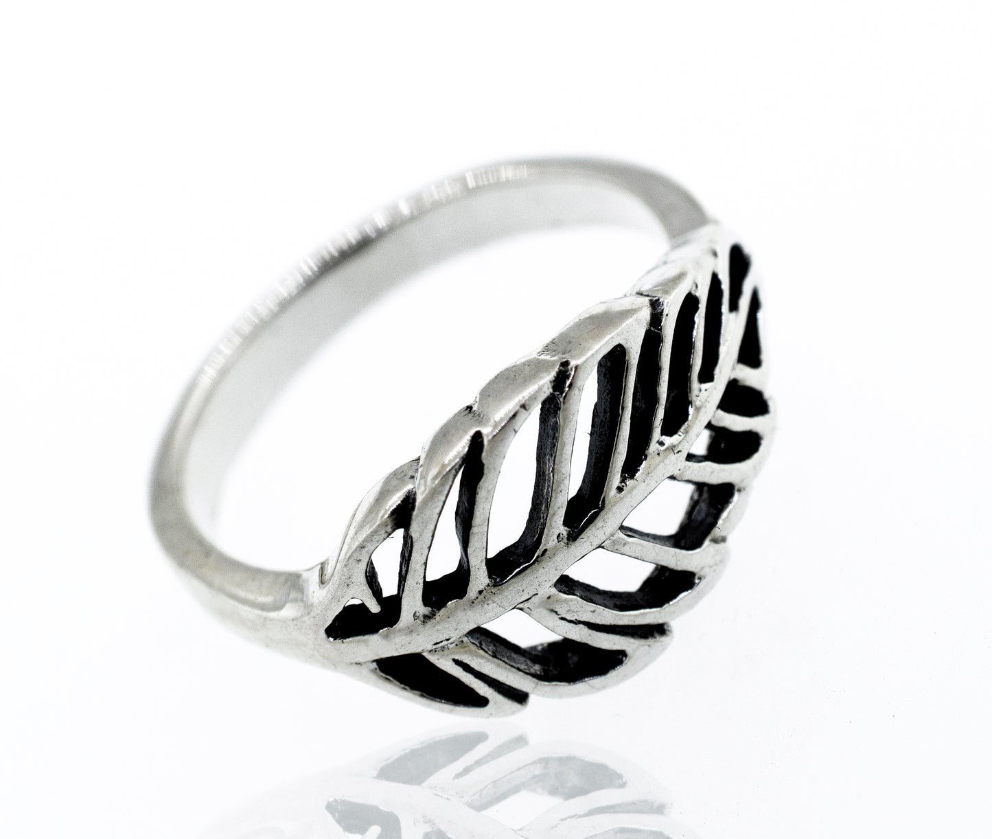 A Super Silver Leaf Ring with Cutout Design.