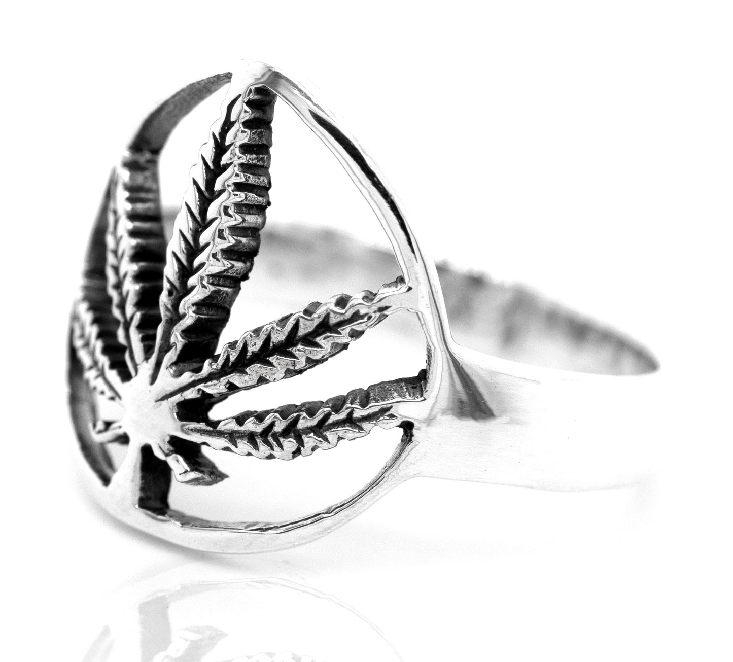 
                  
                    An Outlined Mary Jane Leaf Ring exuding stoner vibes from the iconic flower power era.
                  
                