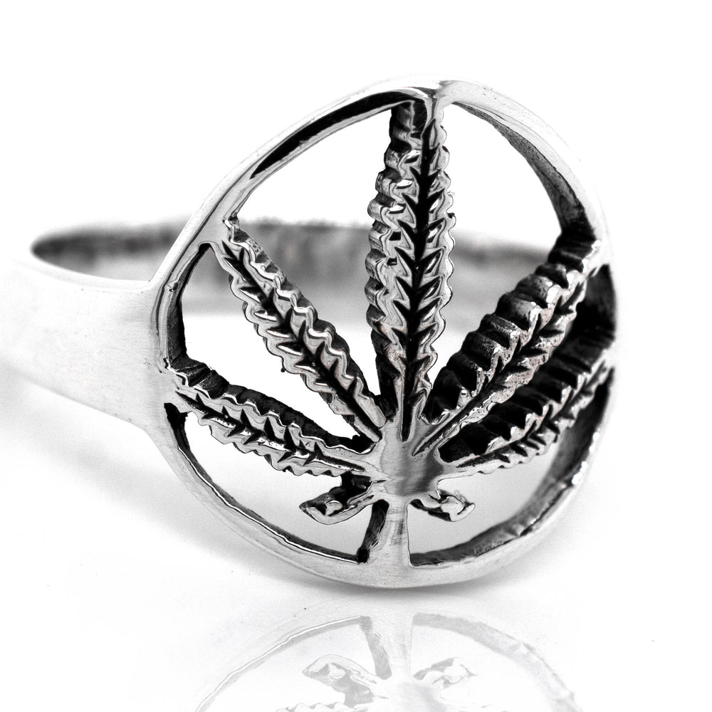 
                  
                    Embrace the stoner vibes of the flower power era with the stylish Outlined Mary Jane Leaf Rings, delicately crafted in silver.
                  
                