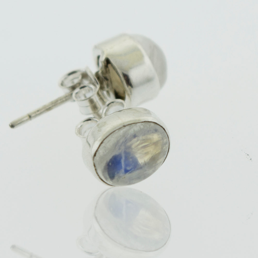 These Simple Oval Moonstone Studs from Super Silver with a blue stone are perfect for any occasion and will surely make you shine.