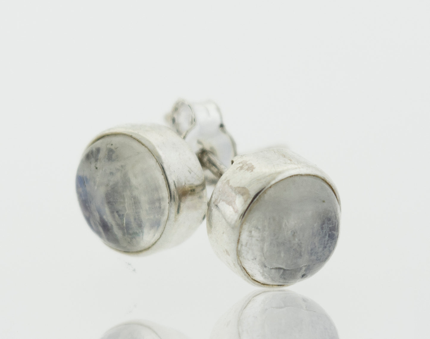 
                  
                    Super Silver's Simple Circle Moonstone Studs for everyday wear.
                  
                