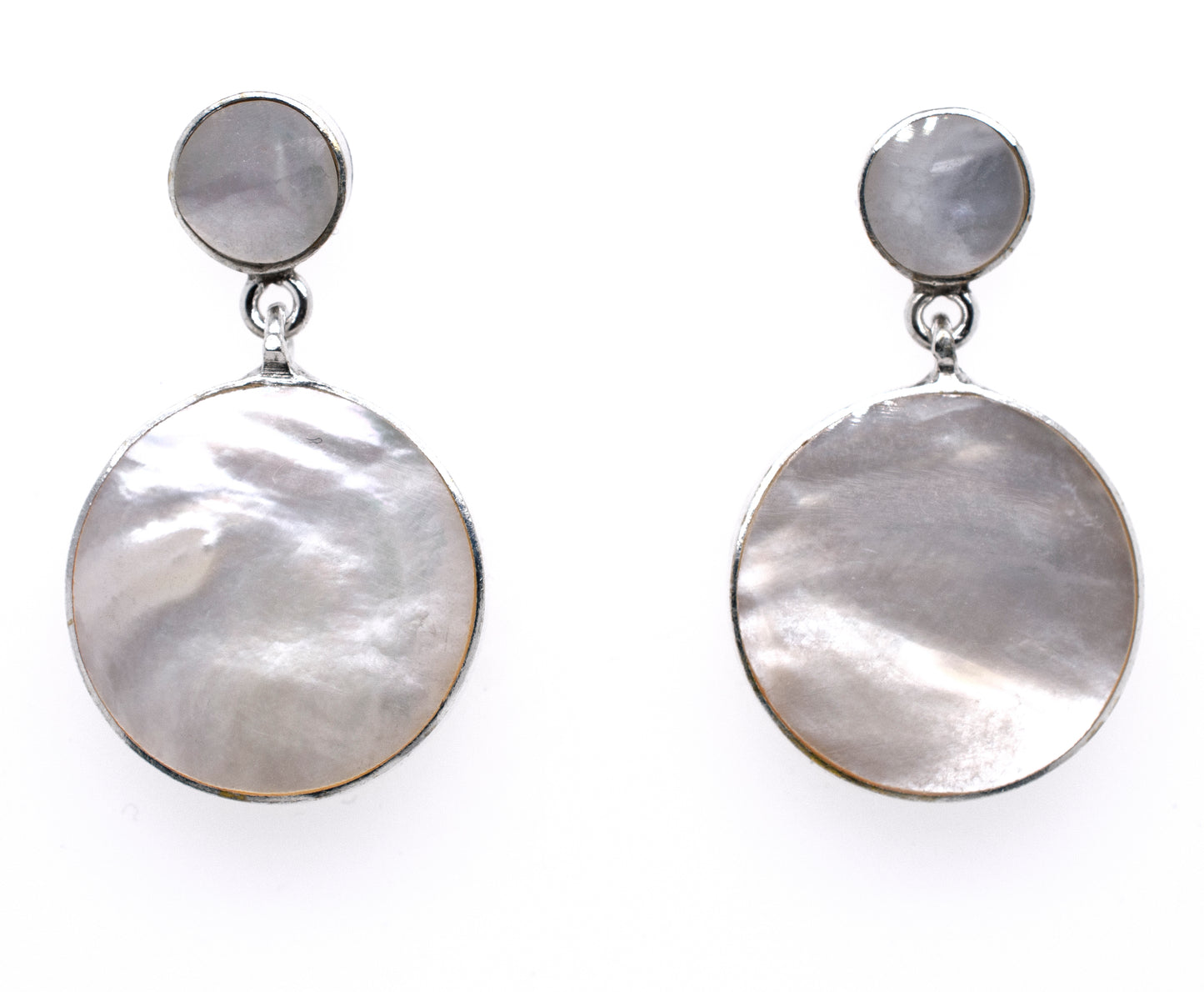 A pair of Super Silver Round Mother Of Pearl Earrings With Post on a white background.