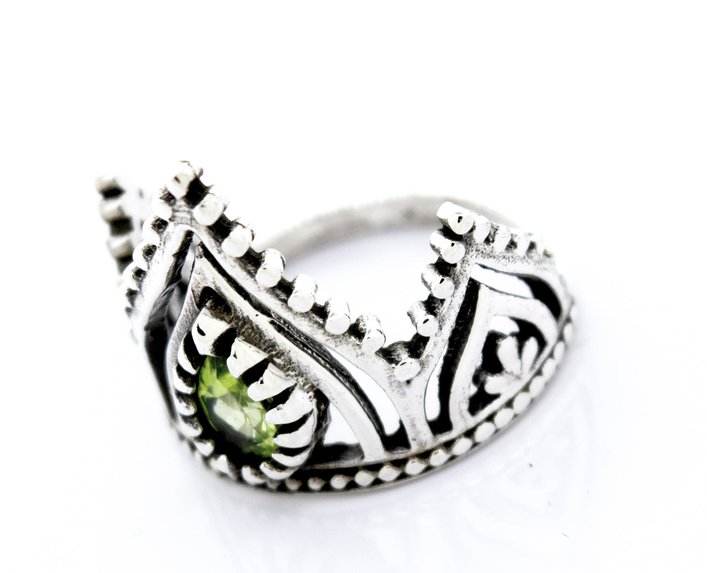 A Super Silver Silver Crown Ring With Teardrop Shape Peridot.