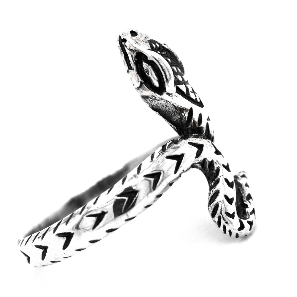 
                  
                    A Super Silver Captivating Snake Ring with a diamond pattern design.
                  
                