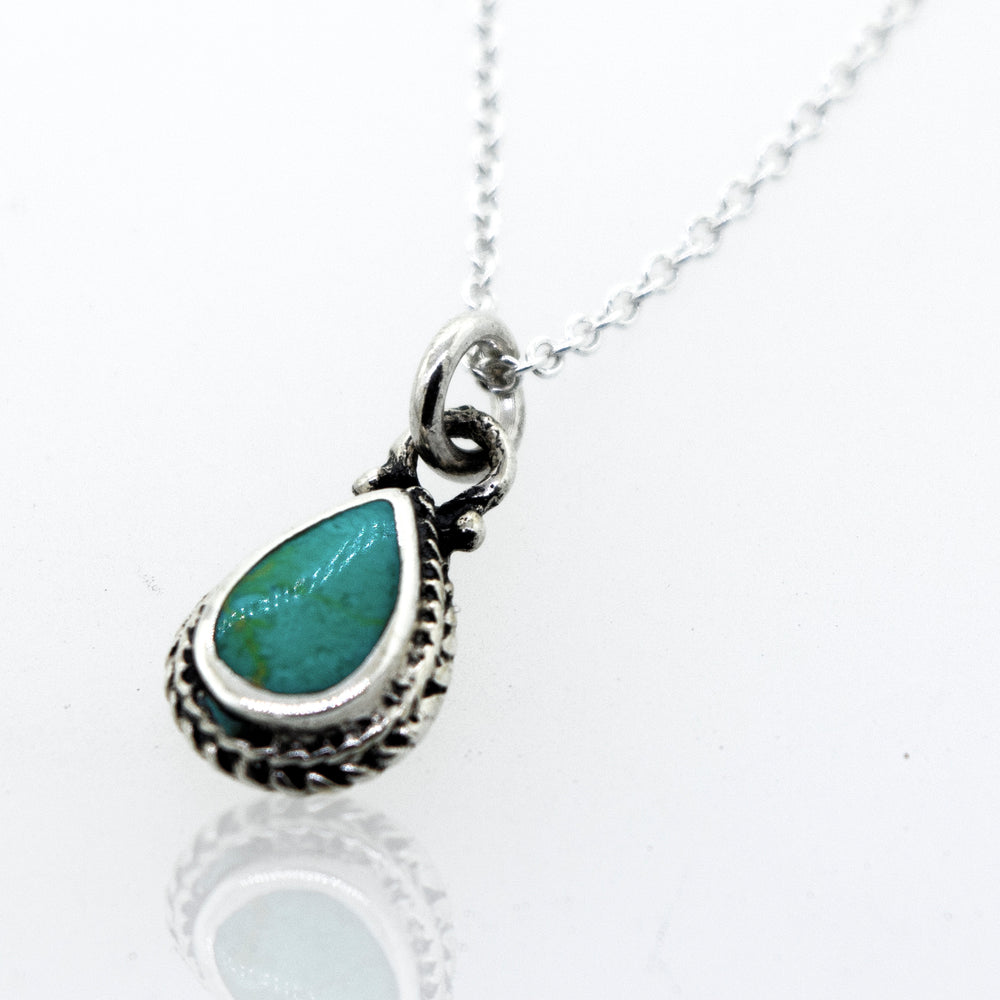 A lightweight Super Silver sterling silver Green Turquoise Teardrop Necklace.