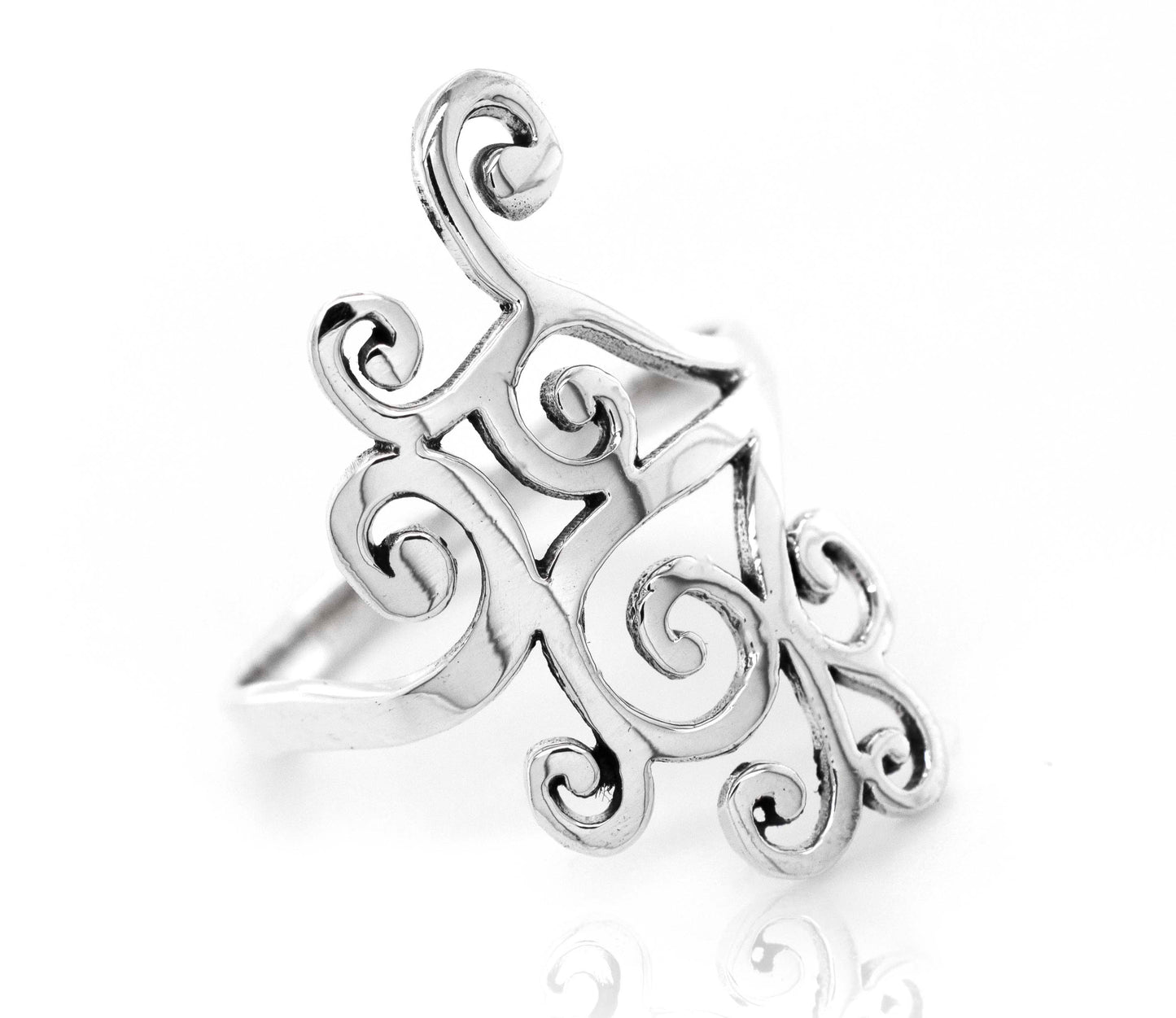 A Super Silver Swirl Design Ring with a .925 silver material.