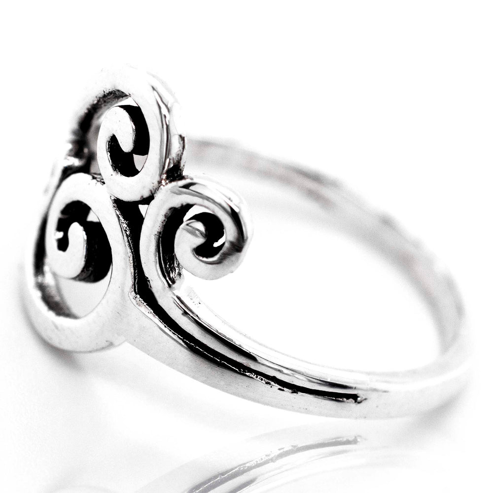 A Super Silver Simple Swirl Design Ring, perfect for everyday wear.