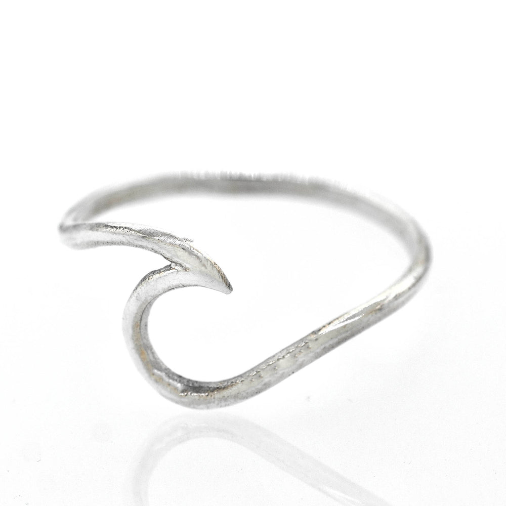 
                  
                    A modern Smooth Crashing Wire Wave Ring.
                  
                
